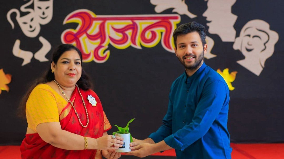 Rohit Jain at an artistic recognition event